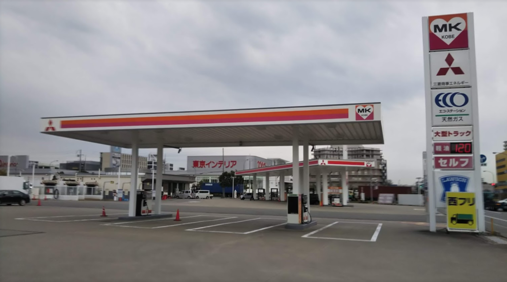イケアに近い神戸ポートアイランドのガソリンスタンド