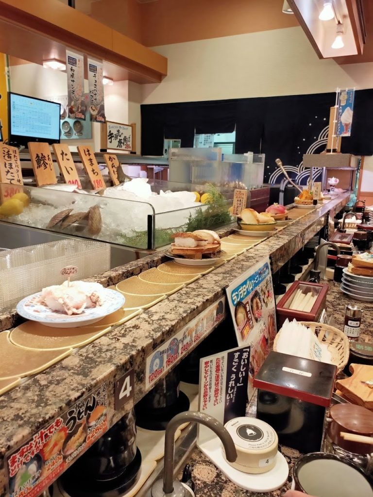 回転寿司北海道店内の様子