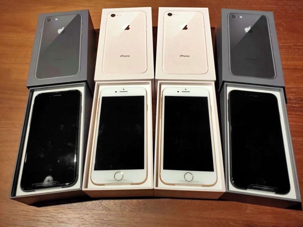 iphone8を4台契約