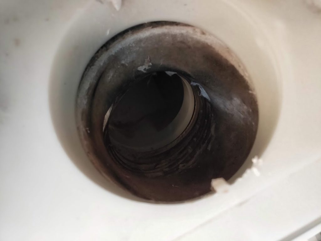 パナソニック洗濯機汚いホース穴