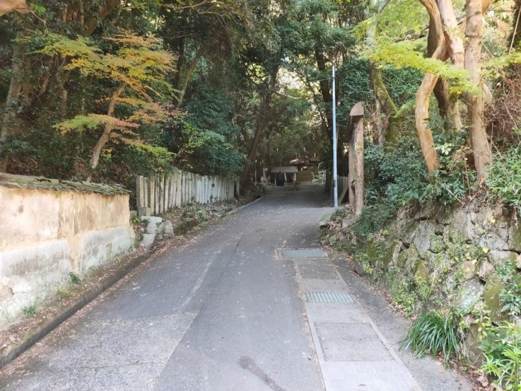 52番太山寺の長い道