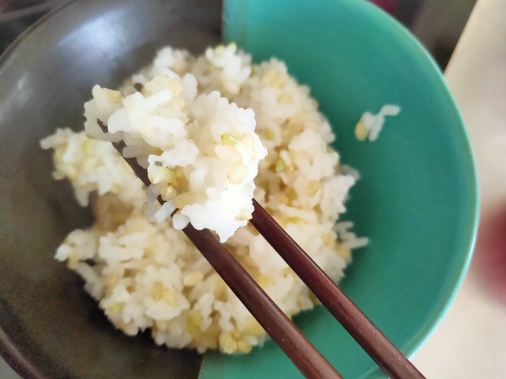 ふるさと納税2020年度の佐賀県みやき町の玄米食す１