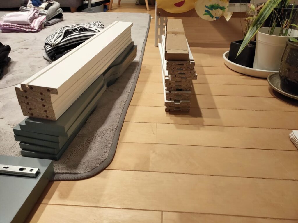 IKEAのALEXを組み立てる4