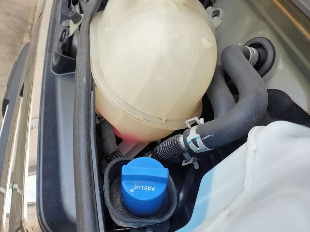 ハイエース車中泊対策リアヒーター冷却水配管DIY28